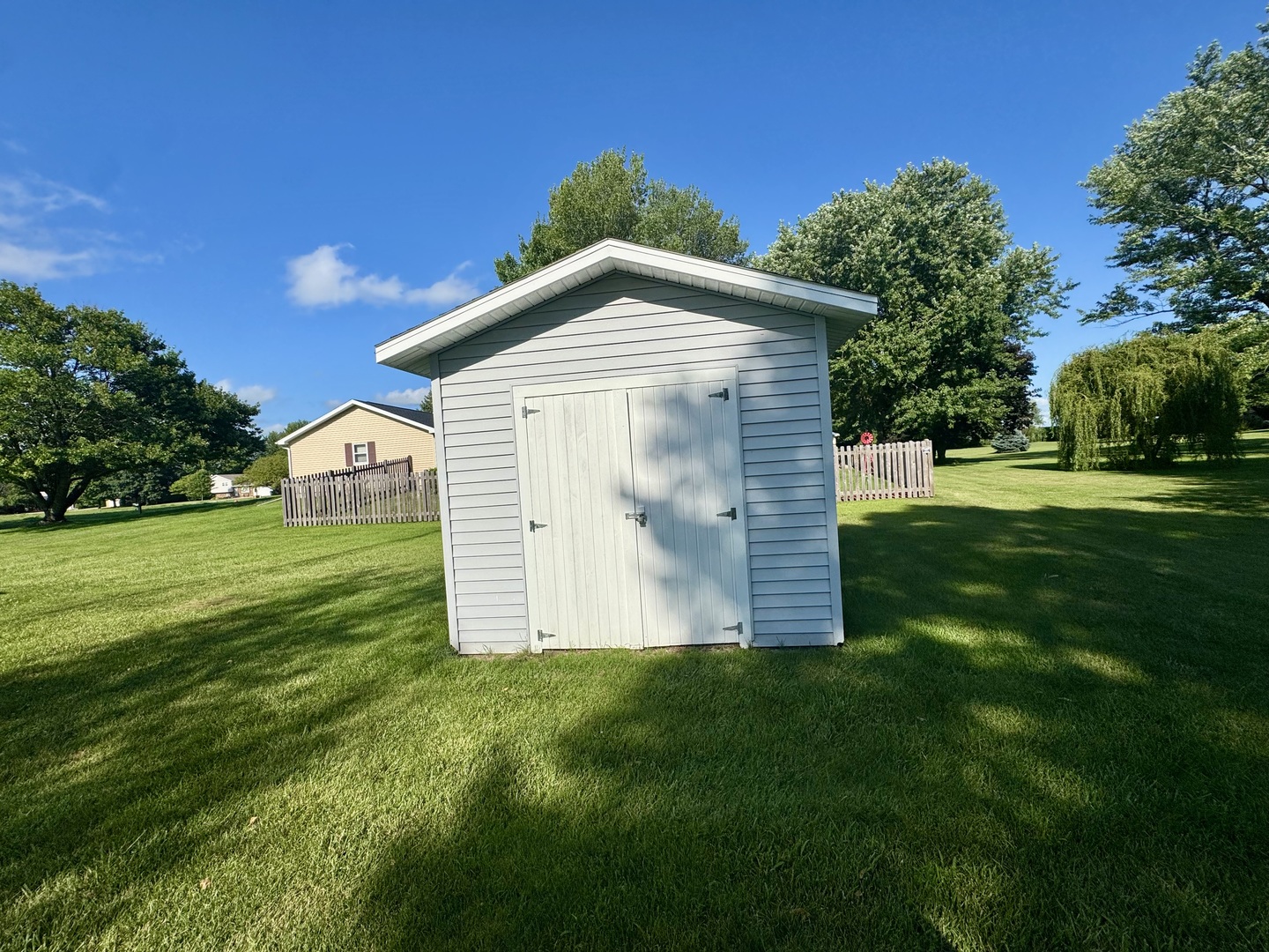 602 E Cherry Avenue, Cherry, IL 61317
