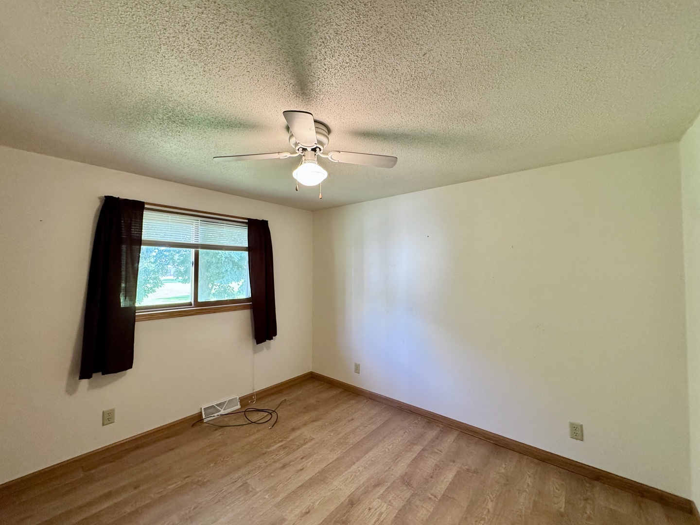 602 E Cherry Avenue, Cherry, IL 61317