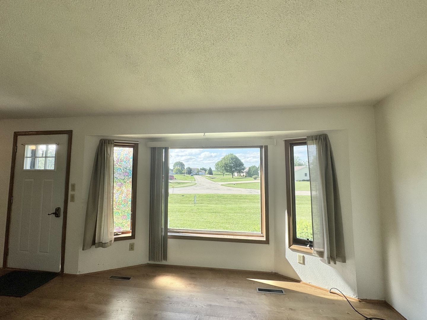 602 E Cherry Avenue, Cherry, IL 61317