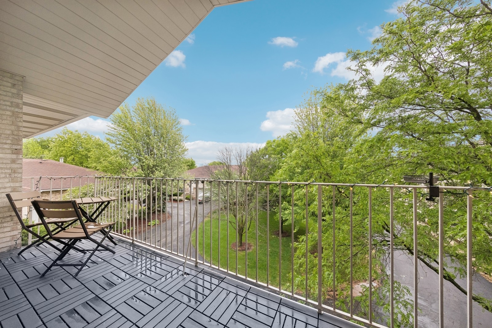 943 Elderberry Circle #303, Naperville, IL 60563