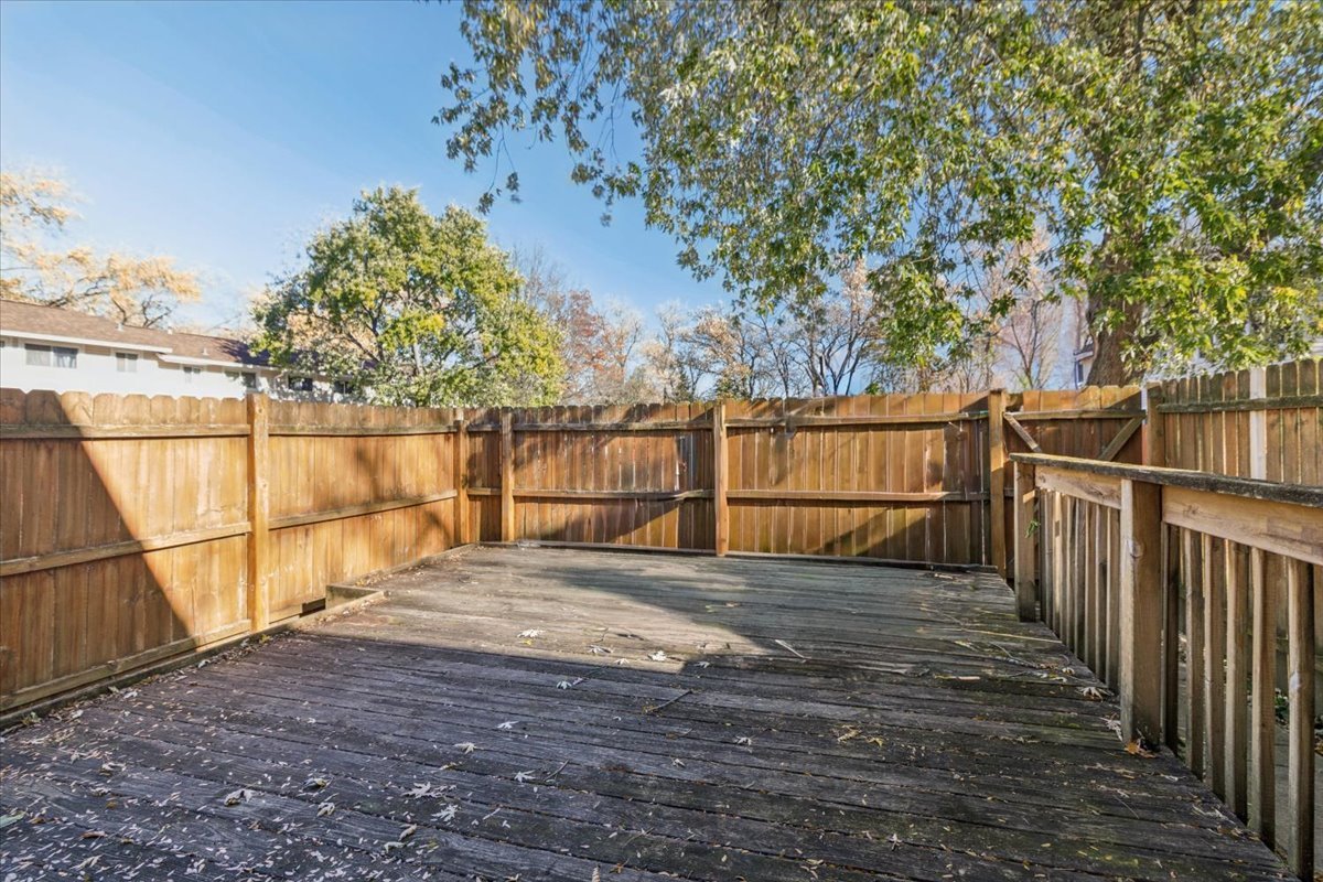 Streamwood, IL 60107