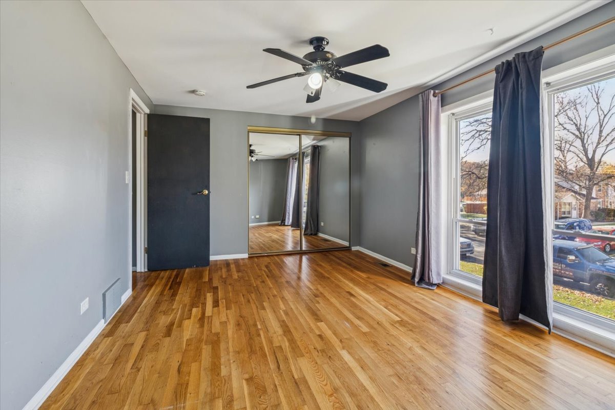 Streamwood, IL 60107