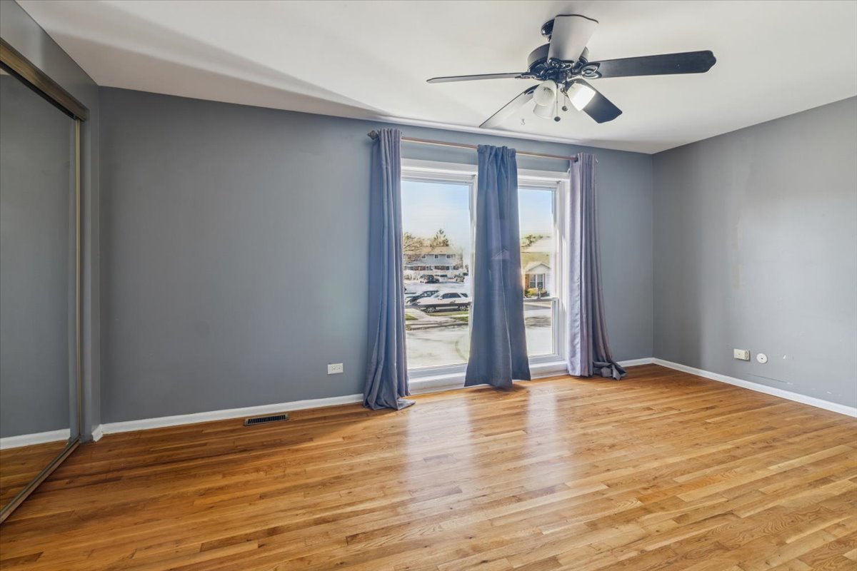 Streamwood, IL 60107