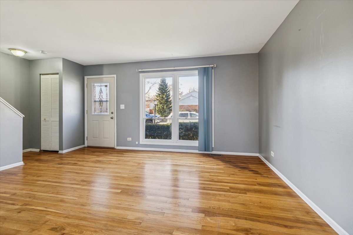 Streamwood, IL 60107