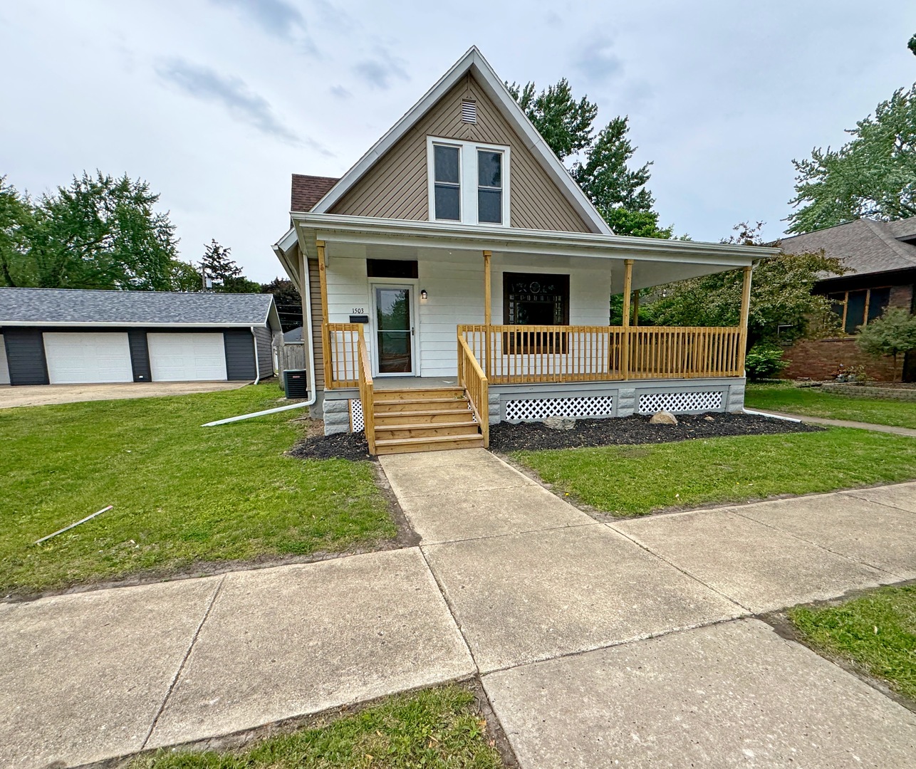 1503 Ottawa Avenue, Ottawa, IL 61350