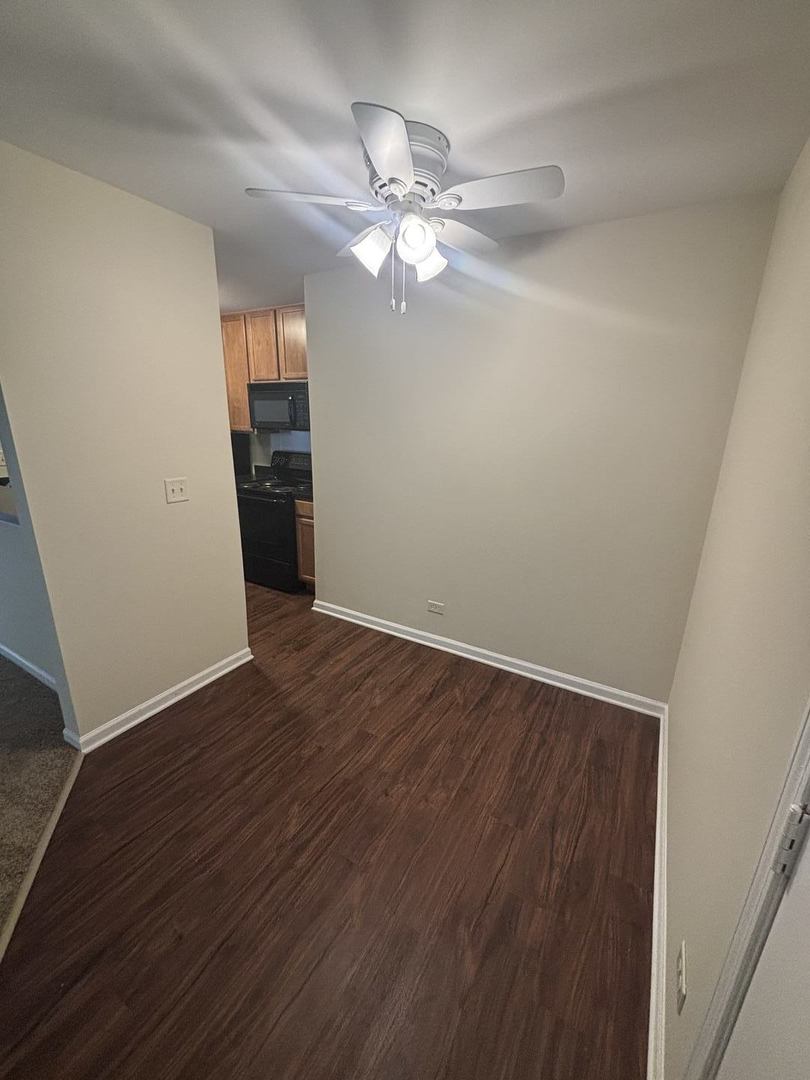 213 Glengarry Drive #109, Bloomingdale, IL 60108