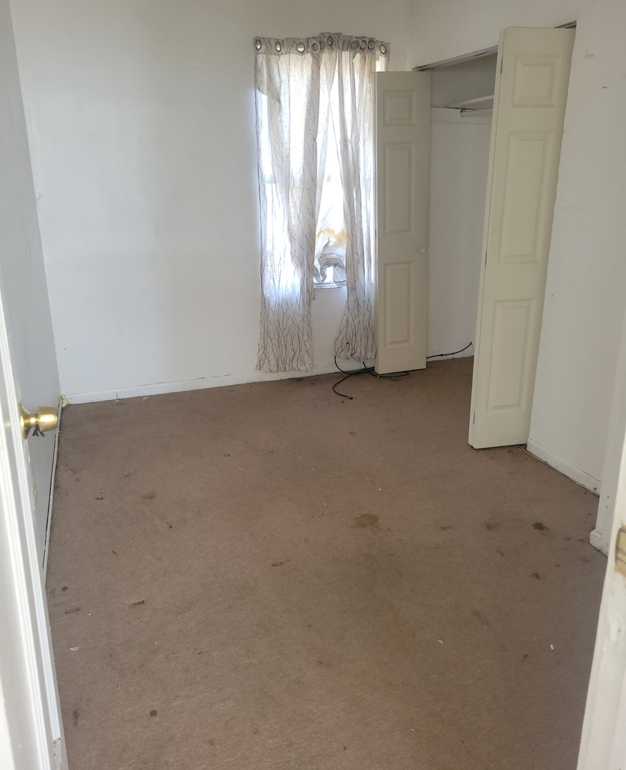 6207 S Damen Avenue, Chicago, IL 60636