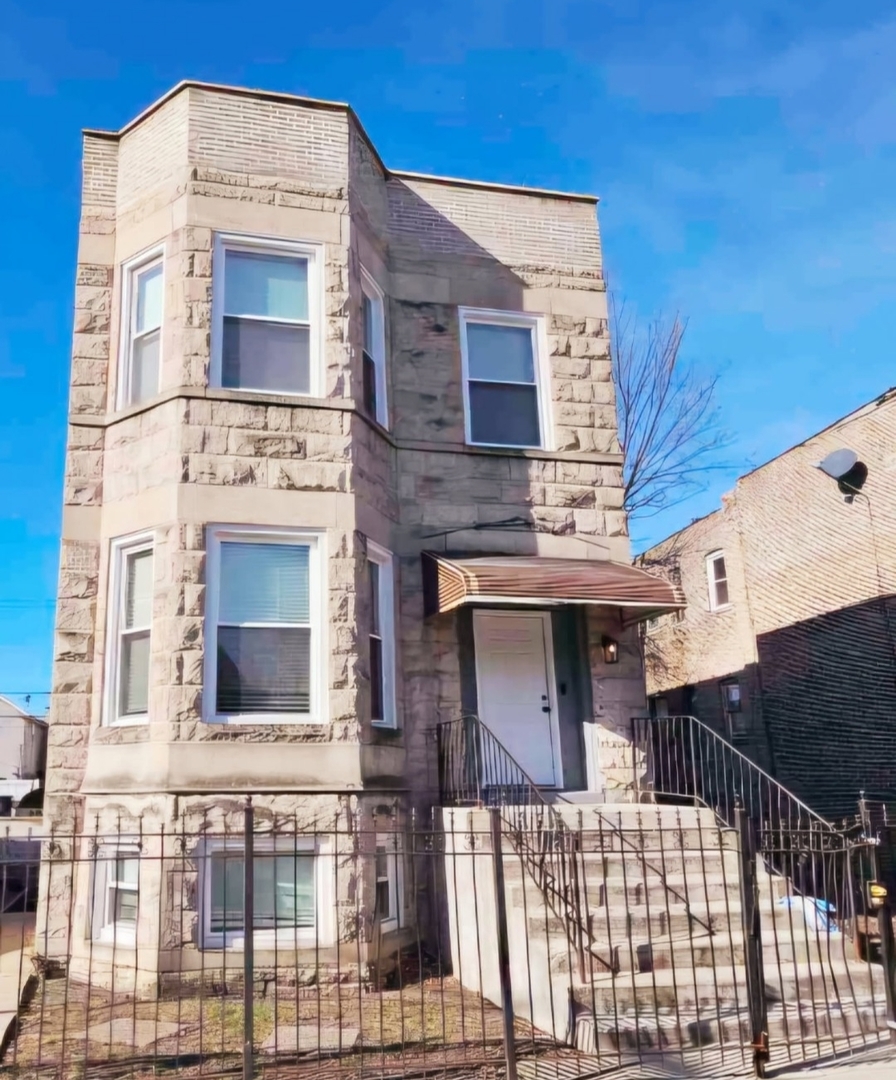 1520 S Homan Avenue #1, Chicago, IL 60623