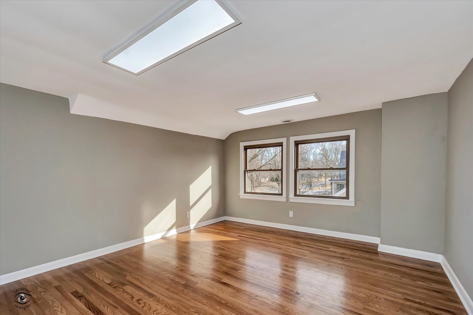 849 N Ellsworth Street, Naperville, IL 60563