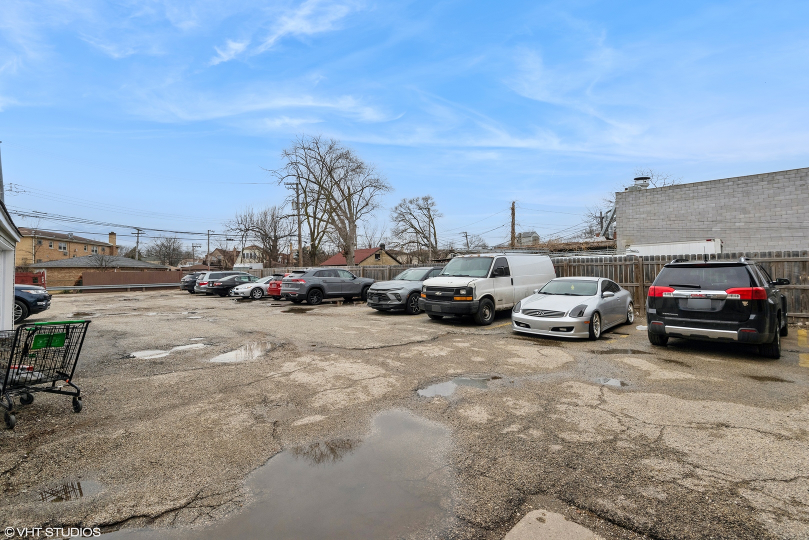 6444 N Milwaukee Avenue, Chicago, IL 60631