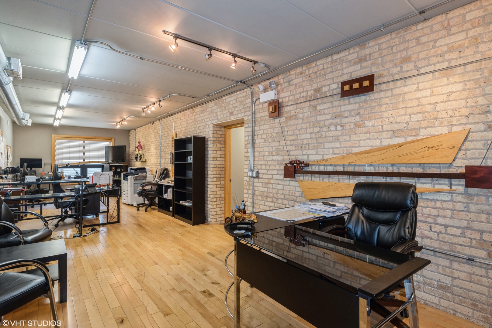 6444 N Milwaukee Avenue, Chicago, IL 60631