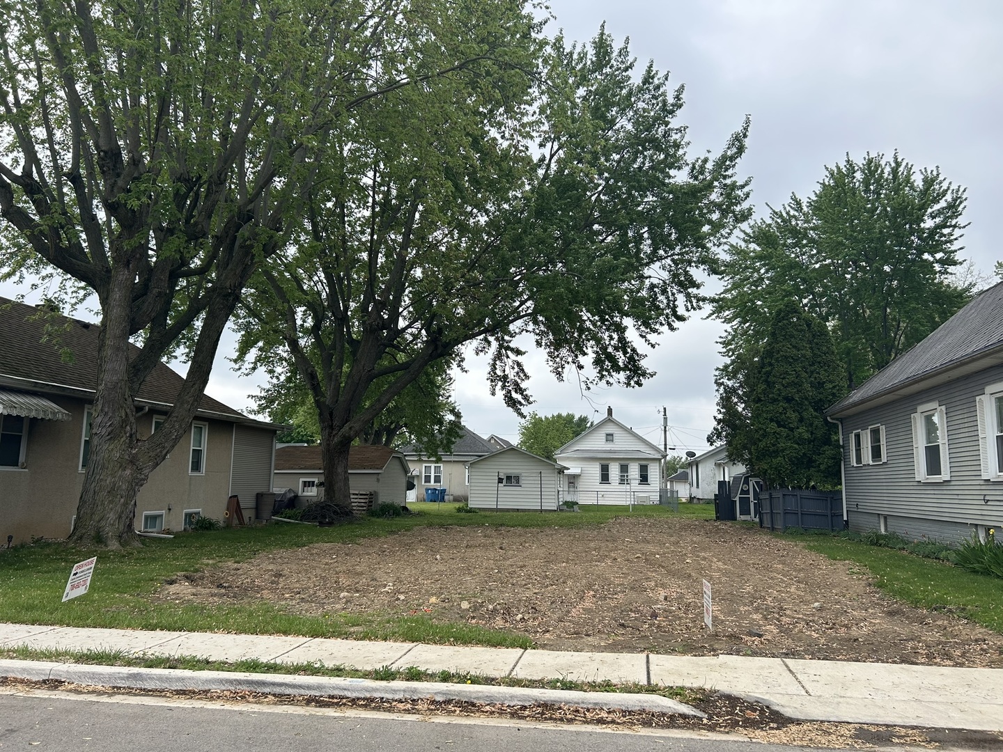 616 12th Street, Peru, IL 61354