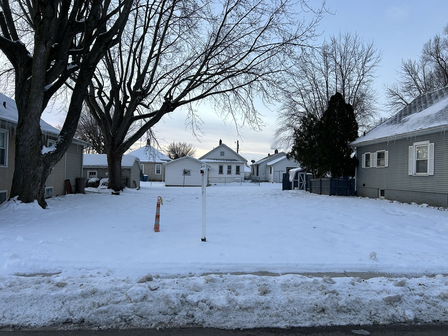 616 12th Street, Peru, IL 61354