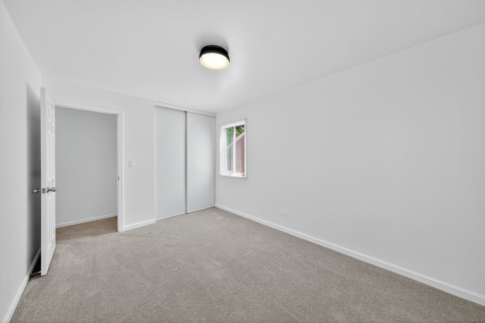 1853 Paddington Avenue, Naperville, IL 60563