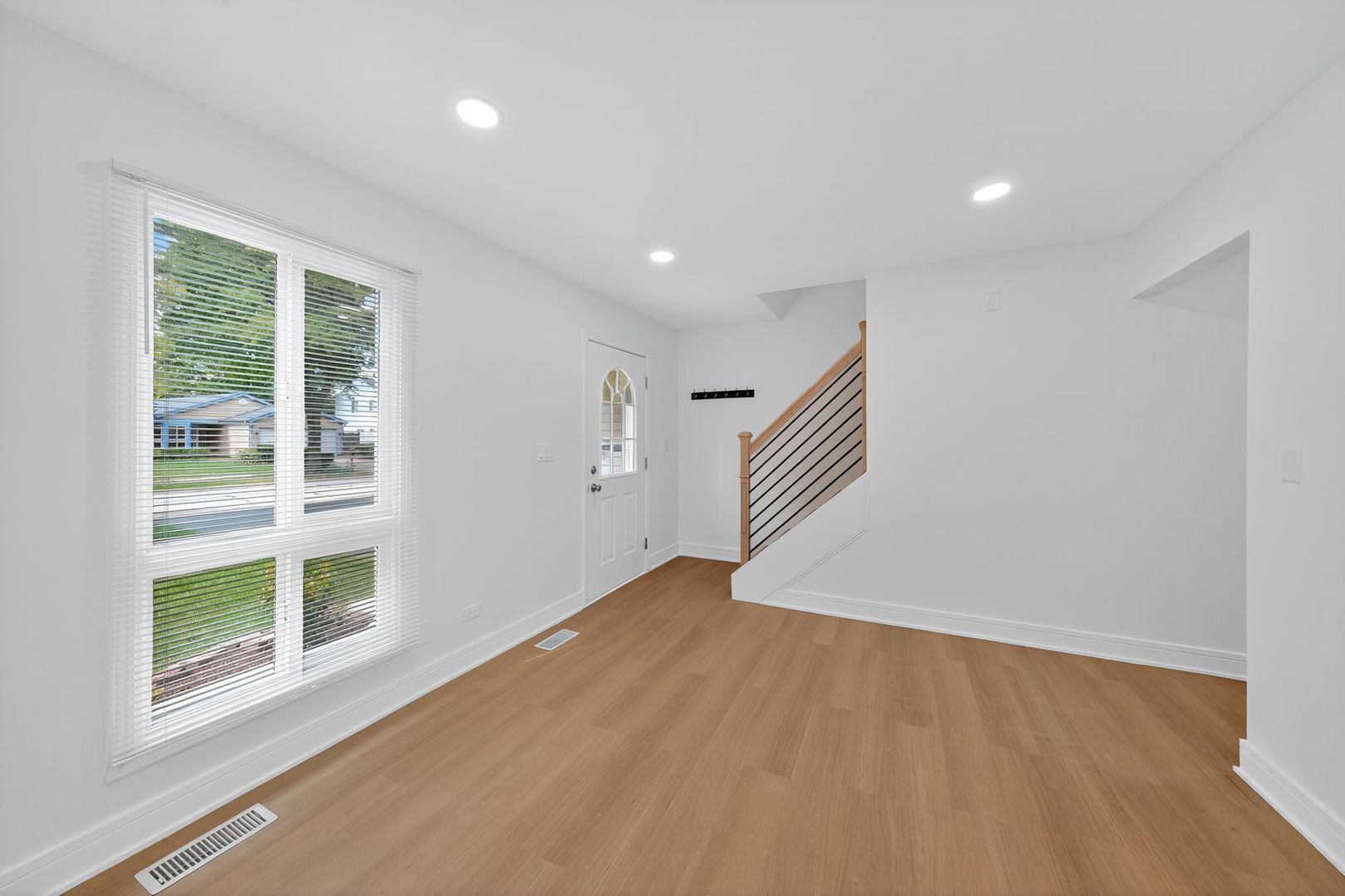 1853 Paddington Avenue, Naperville, IL 60563