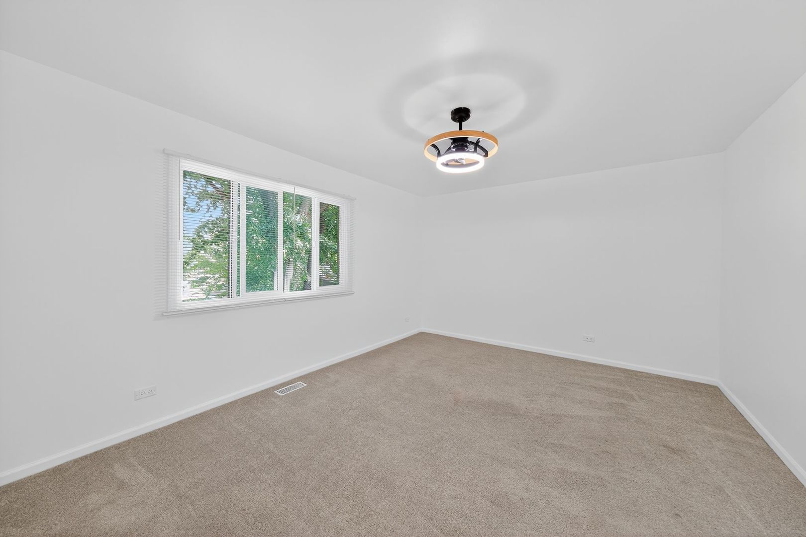 1853 Paddington Avenue, Naperville, IL 60563