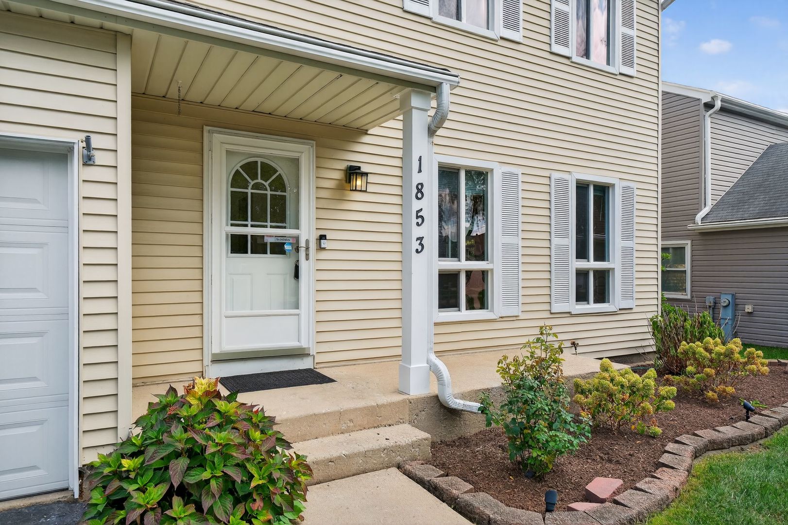 1853 Paddington Avenue, Naperville, IL 60563