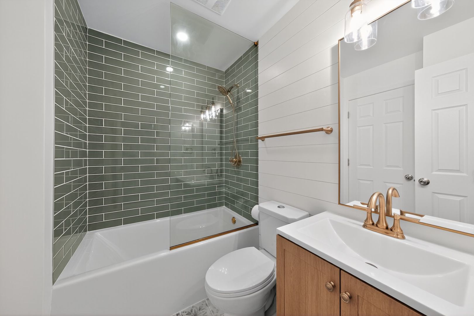 1853 Paddington Avenue, Naperville, IL 60563