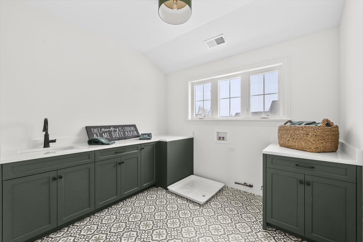 2067 Deer (LOT 23) Trail, Long Grove, IL 60047