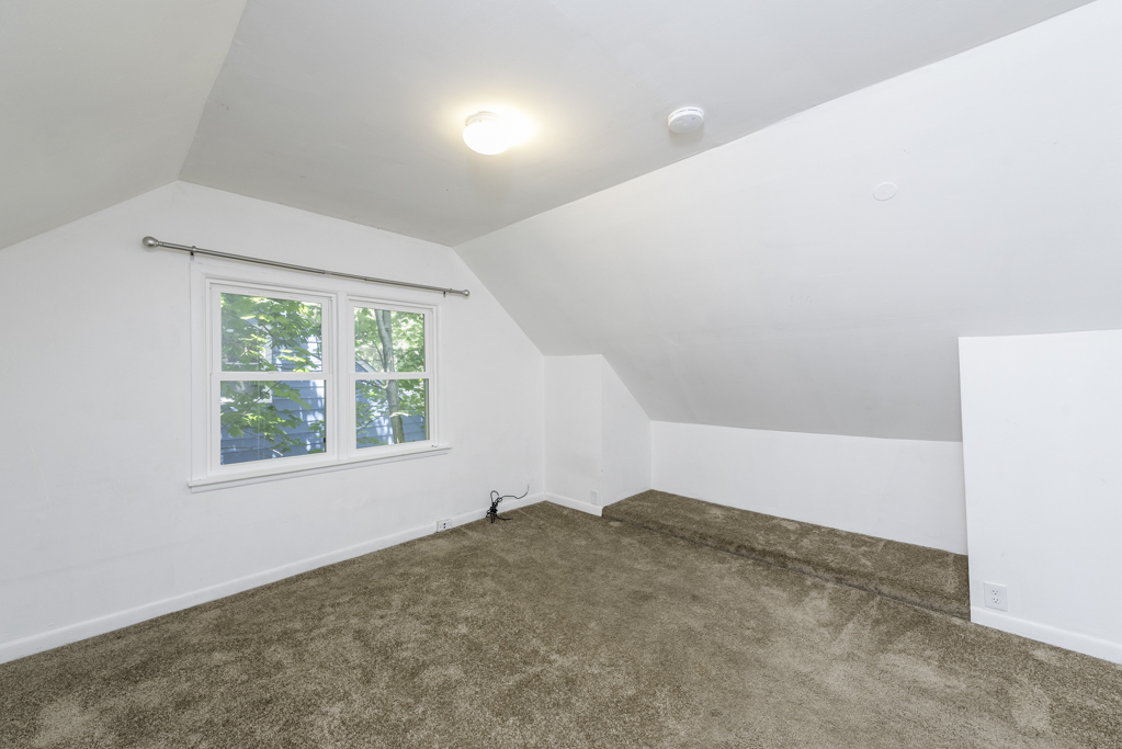 2312 HOREB Avenue, Zion, IL 60099