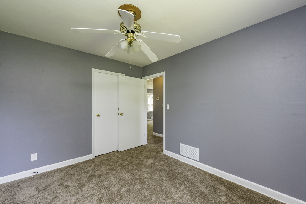 2312 HOREB Avenue, Zion, IL 60099