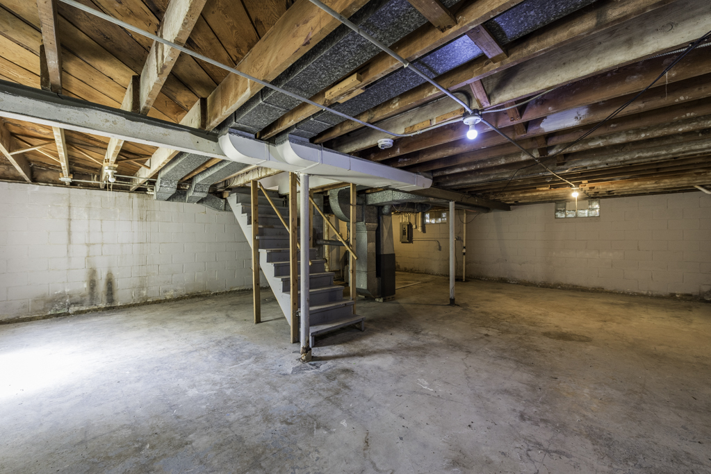 2312 HOREB Avenue, Zion, IL 60099