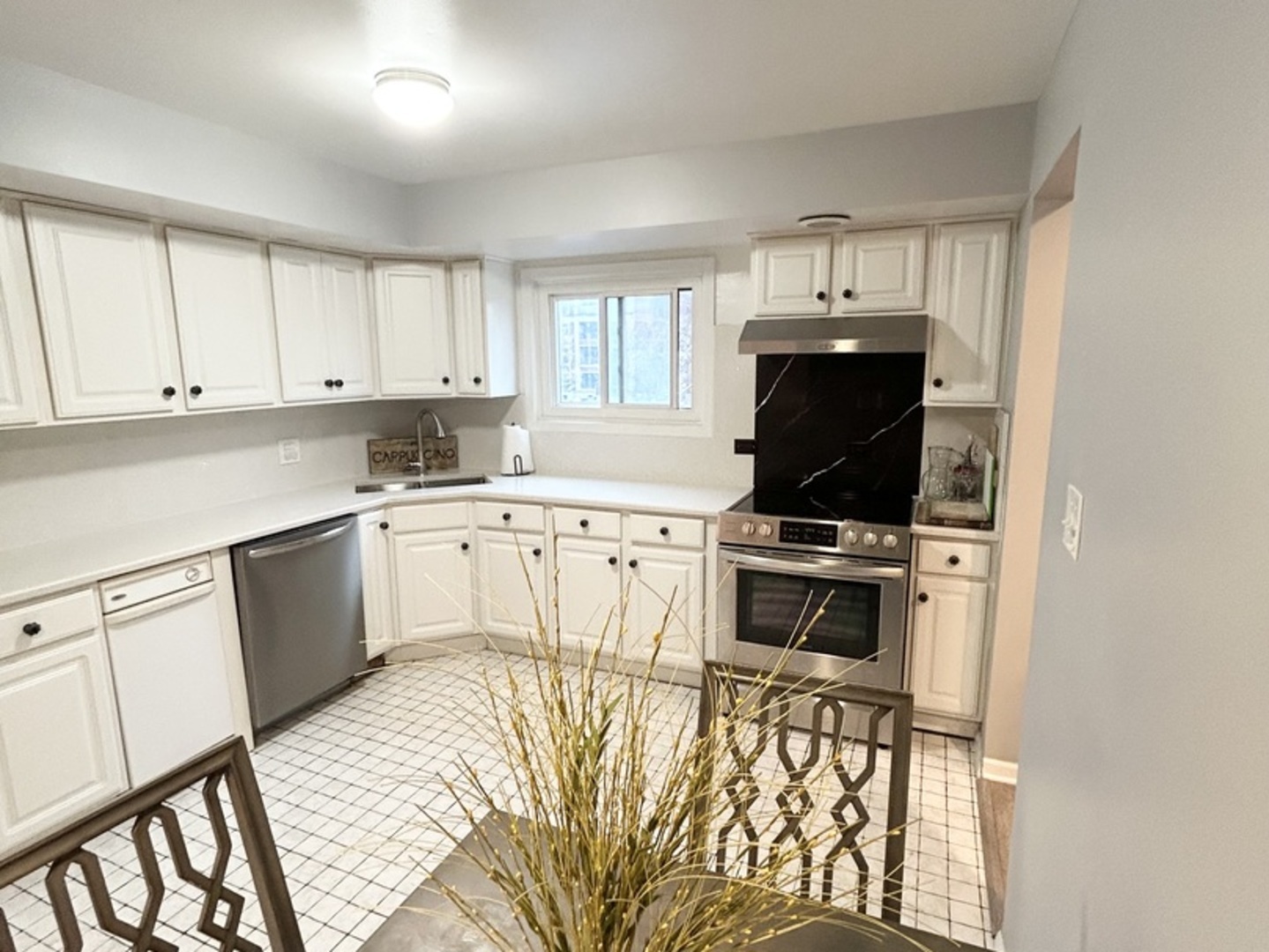 407 Ashland Avenue #3G, River Forest, IL 60305