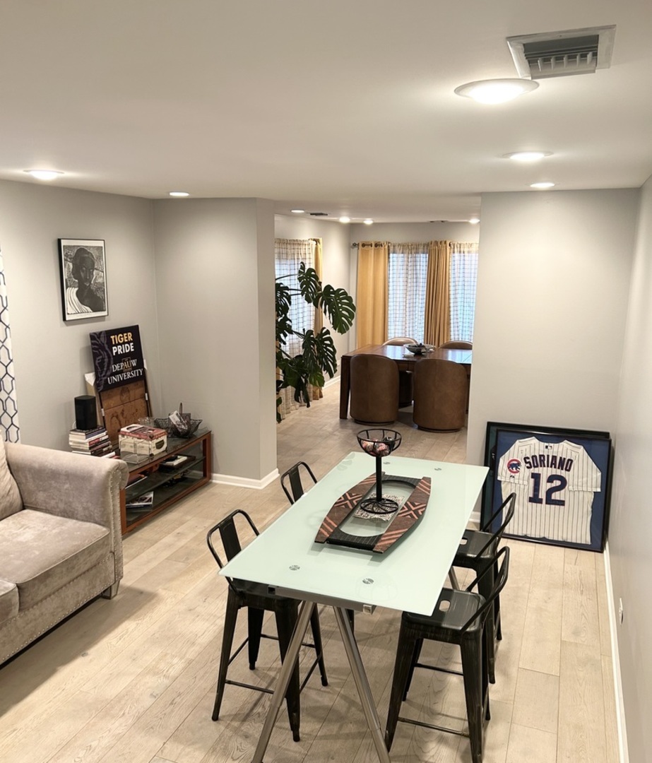 407 Ashland Avenue #3G, River Forest, IL 60305