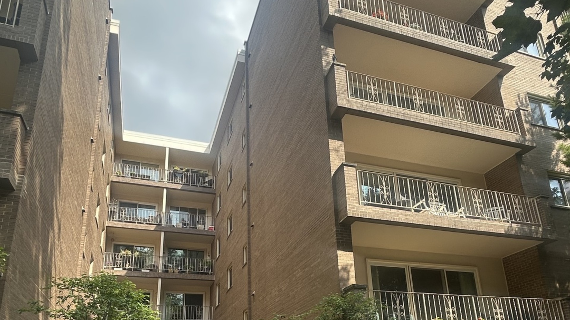 407 Ashland Avenue #3G, River Forest, IL 60305