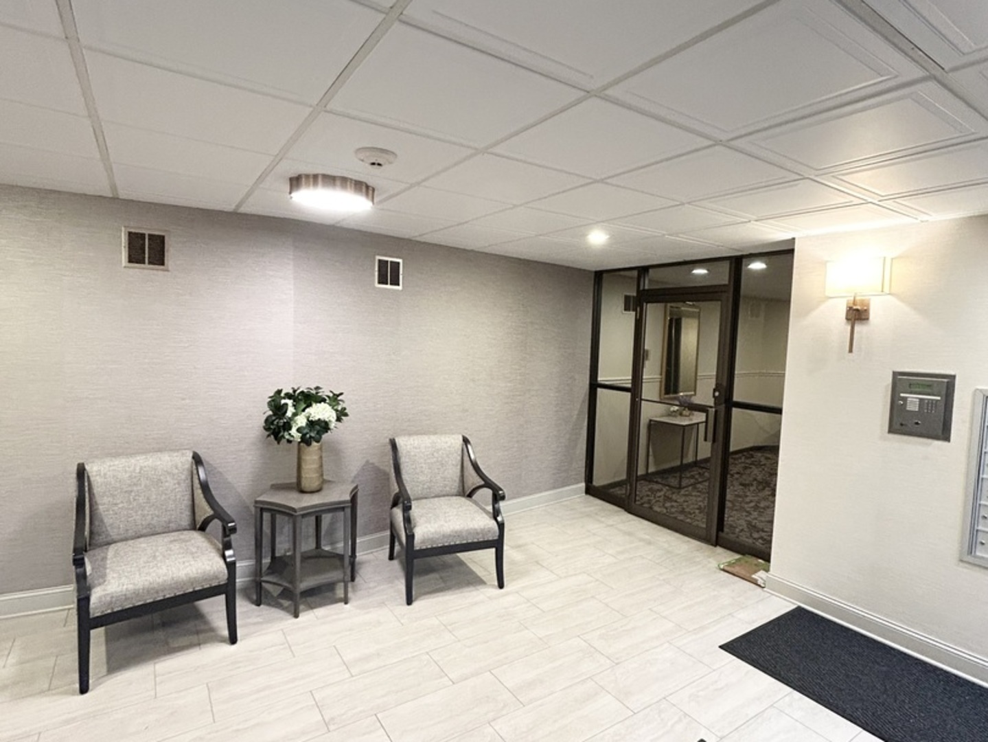 407 Ashland Avenue #3G, River Forest, IL 60305