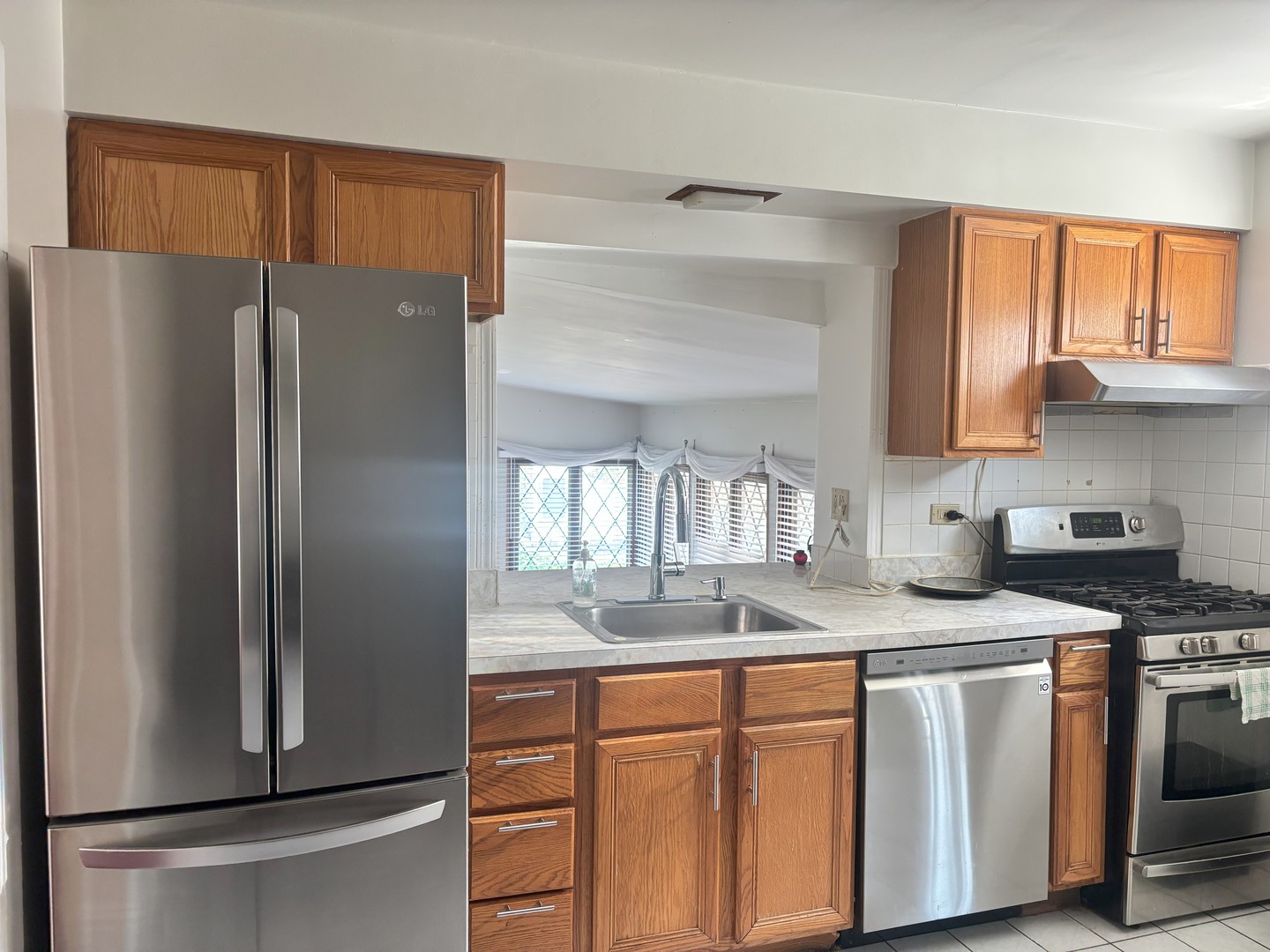 2820 W 84th Street, Chicago, IL 60652