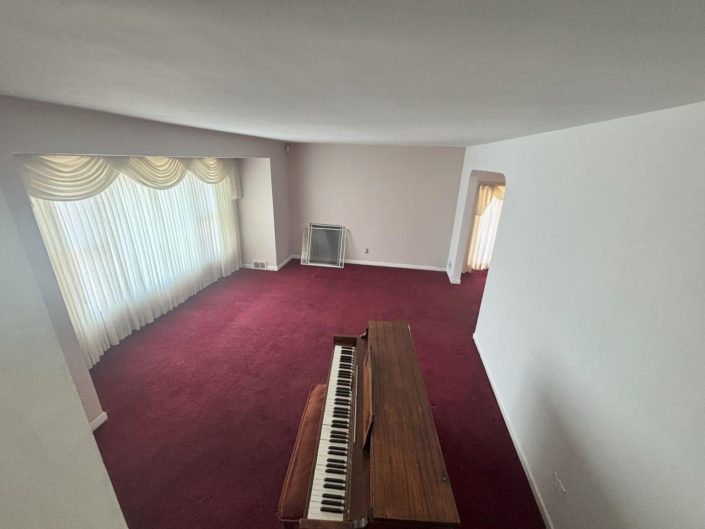 2820 W 84th Street, Chicago, IL 60652