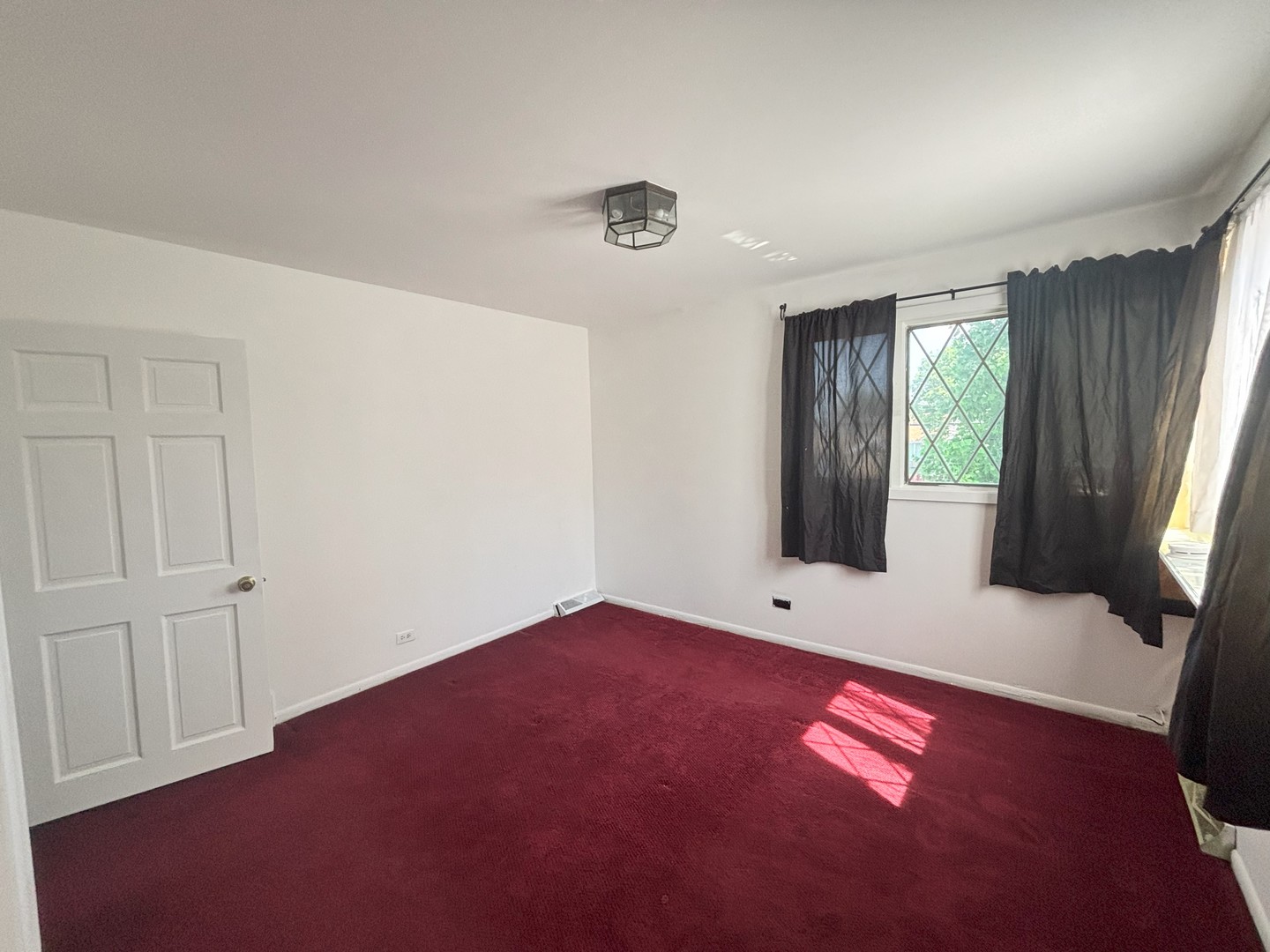 2820 W 84th Street, Chicago, IL 60652