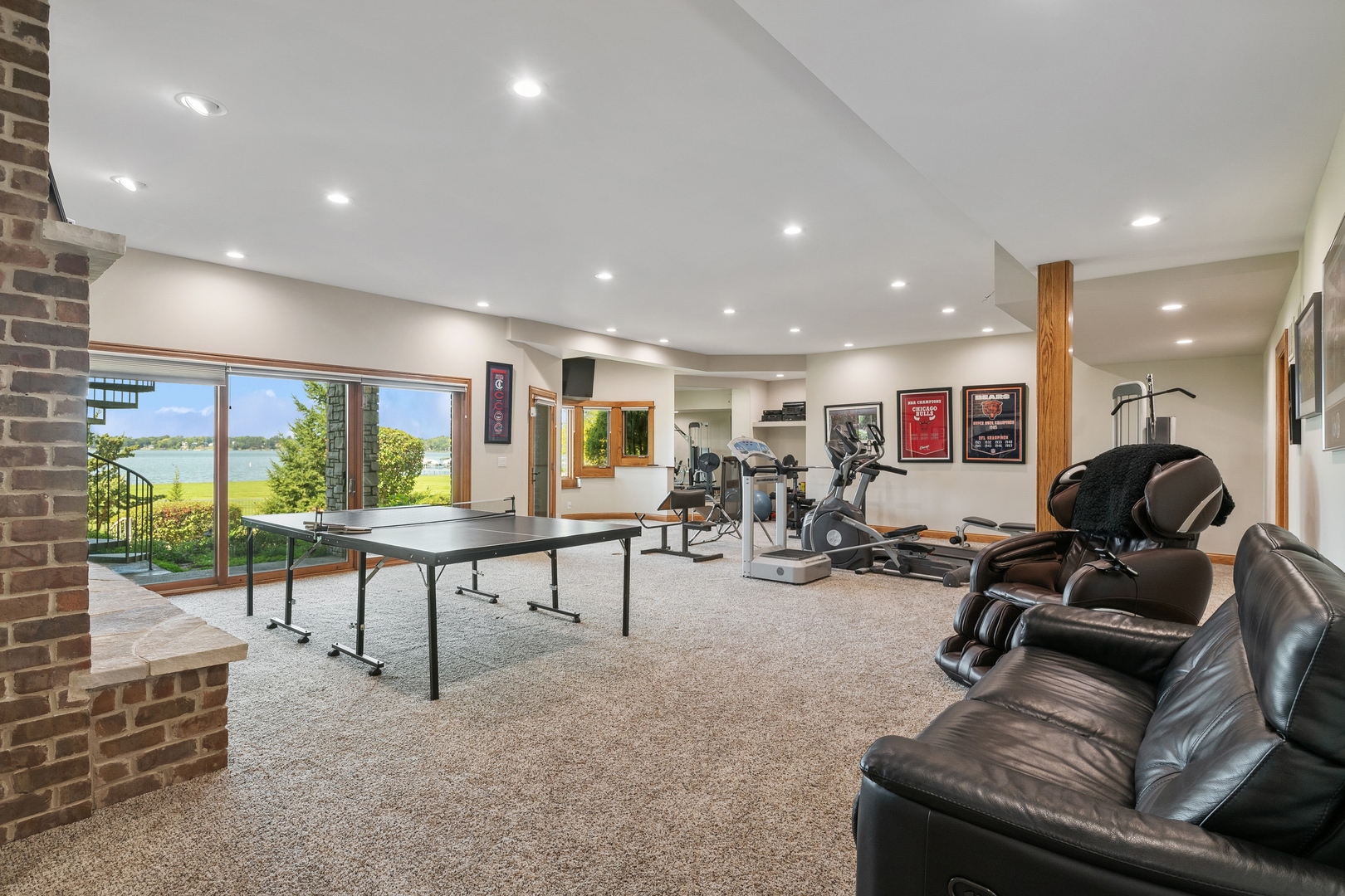 25164 W SUNSET Lane, Lake Villa, IL 60046