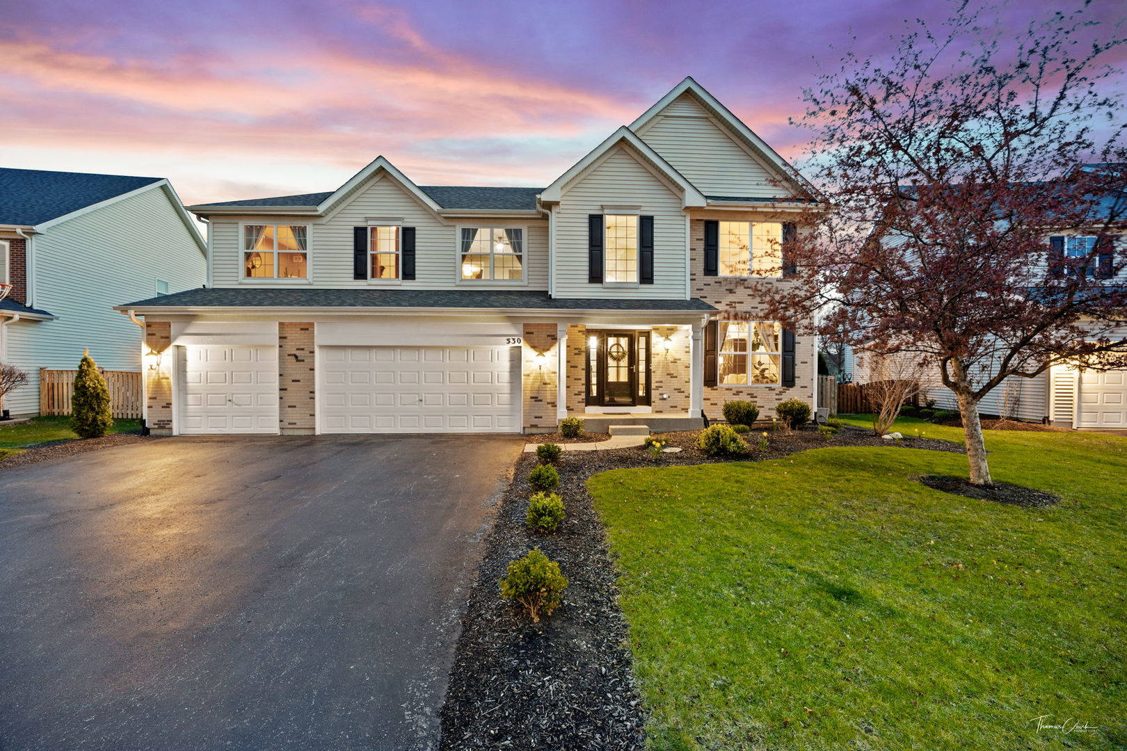 530 Litchfield Way, Oswego, IL 60543