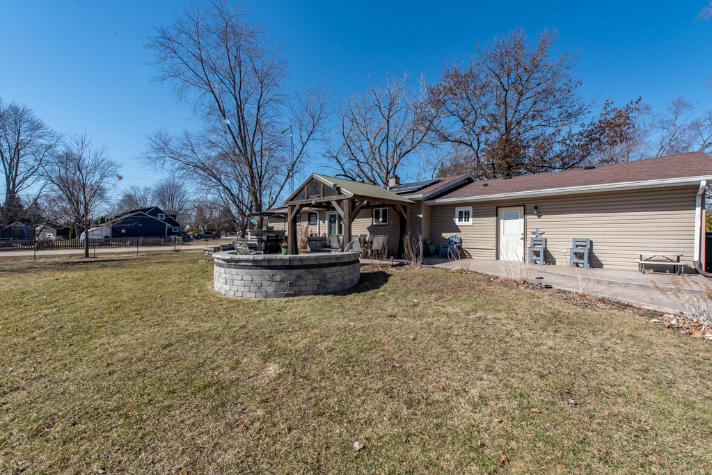 10113 W Center Street, Beach Park, IL 60087