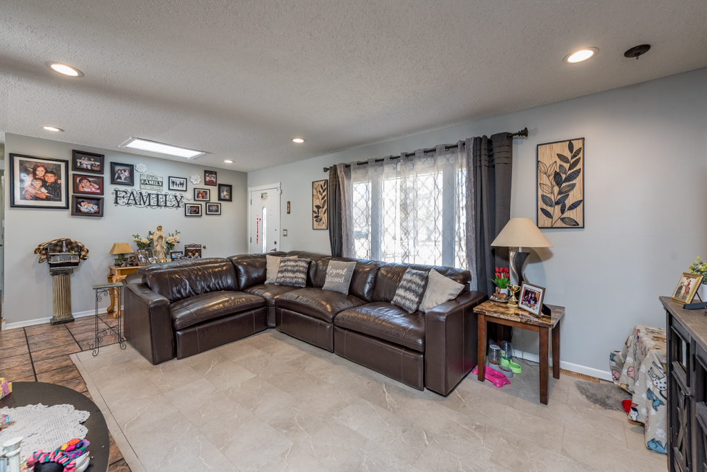10113 W Center Street, Beach Park, IL 60087