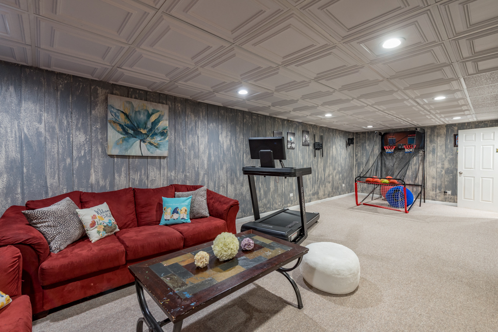 10113 W Center Street, Beach Park, IL 60087