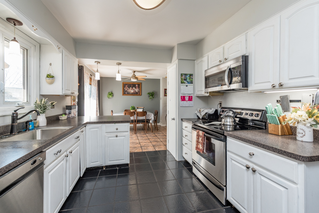 10113 W Center Street, Beach Park, IL 60087