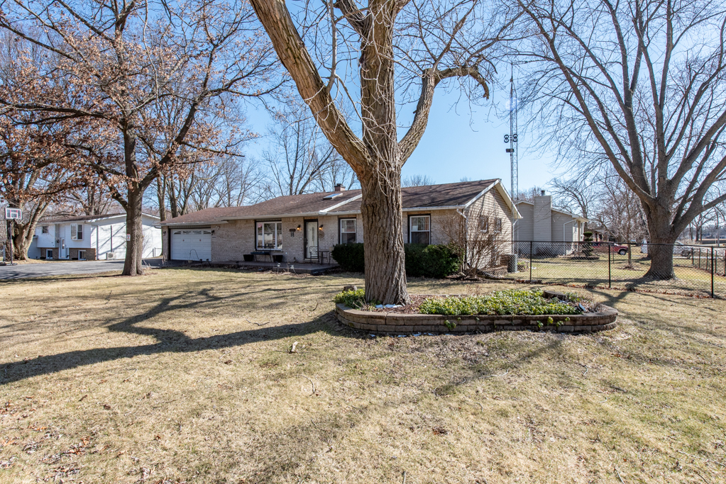 10113 W Center Street, Beach Park, IL 60087
