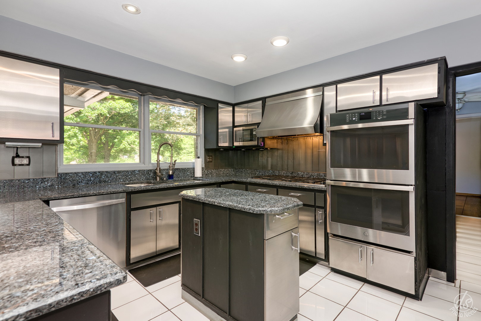 14930 W Wadsworth Road, Wadsworth, IL 60083