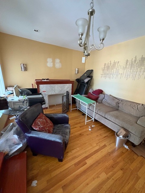 1521 E 68th Street #1, Chicago, IL 60637