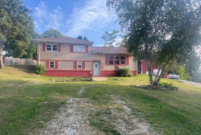 454 Mulberry Place, Canton, IL 61520