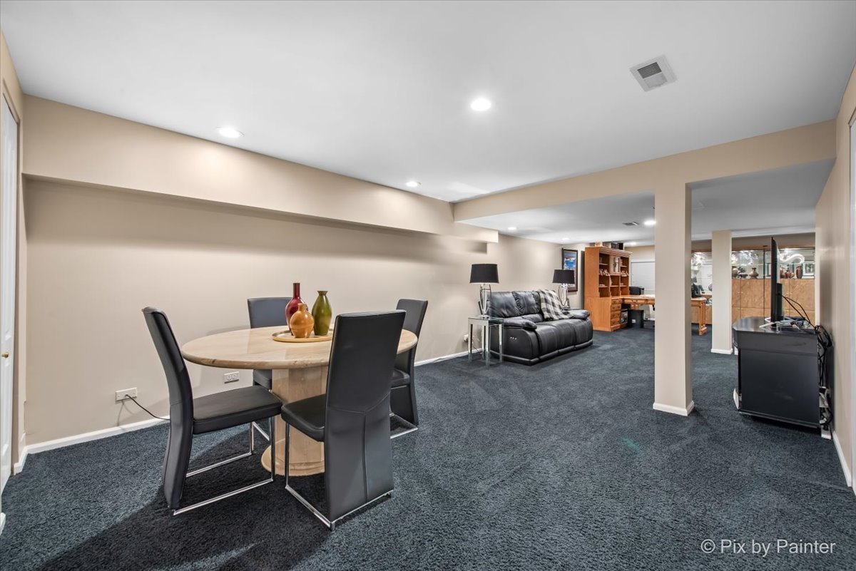 625 Marseilles Circle, Buffalo Grove, IL 60089