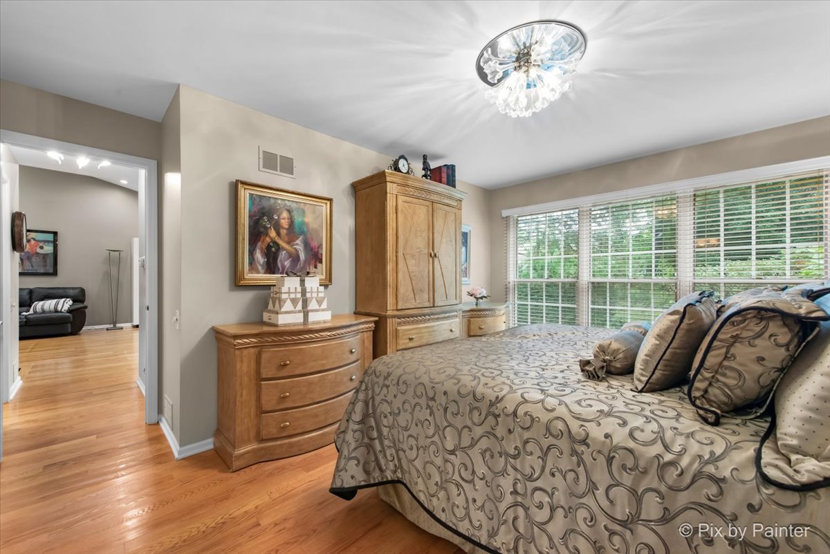 625 Marseilles Circle, Buffalo Grove, IL 60089