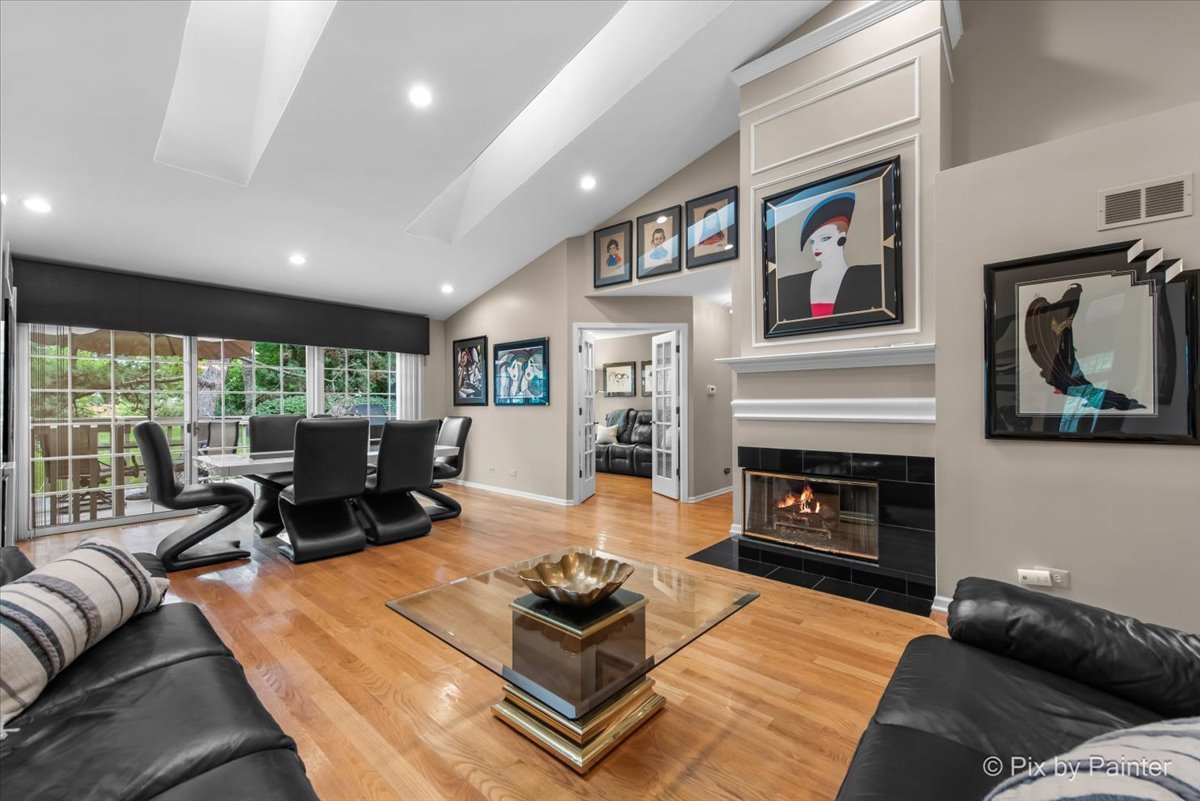 625 Marseilles Circle, Buffalo Grove, IL 60089