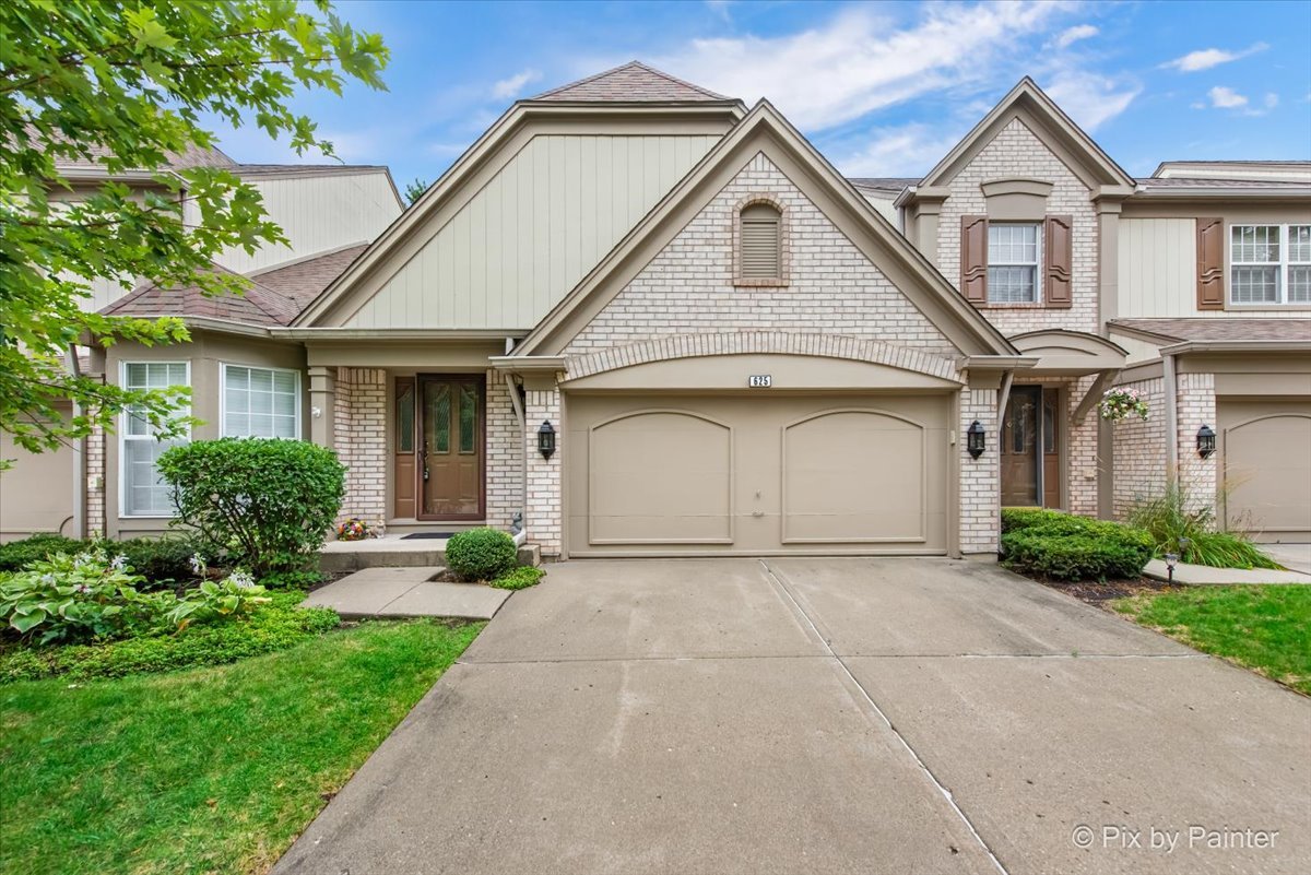 625 Marseilles Circle, Buffalo Grove, IL 60089