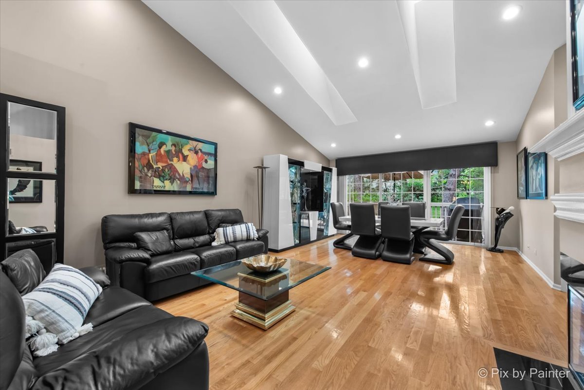 625 Marseilles Circle, Buffalo Grove, IL 60089