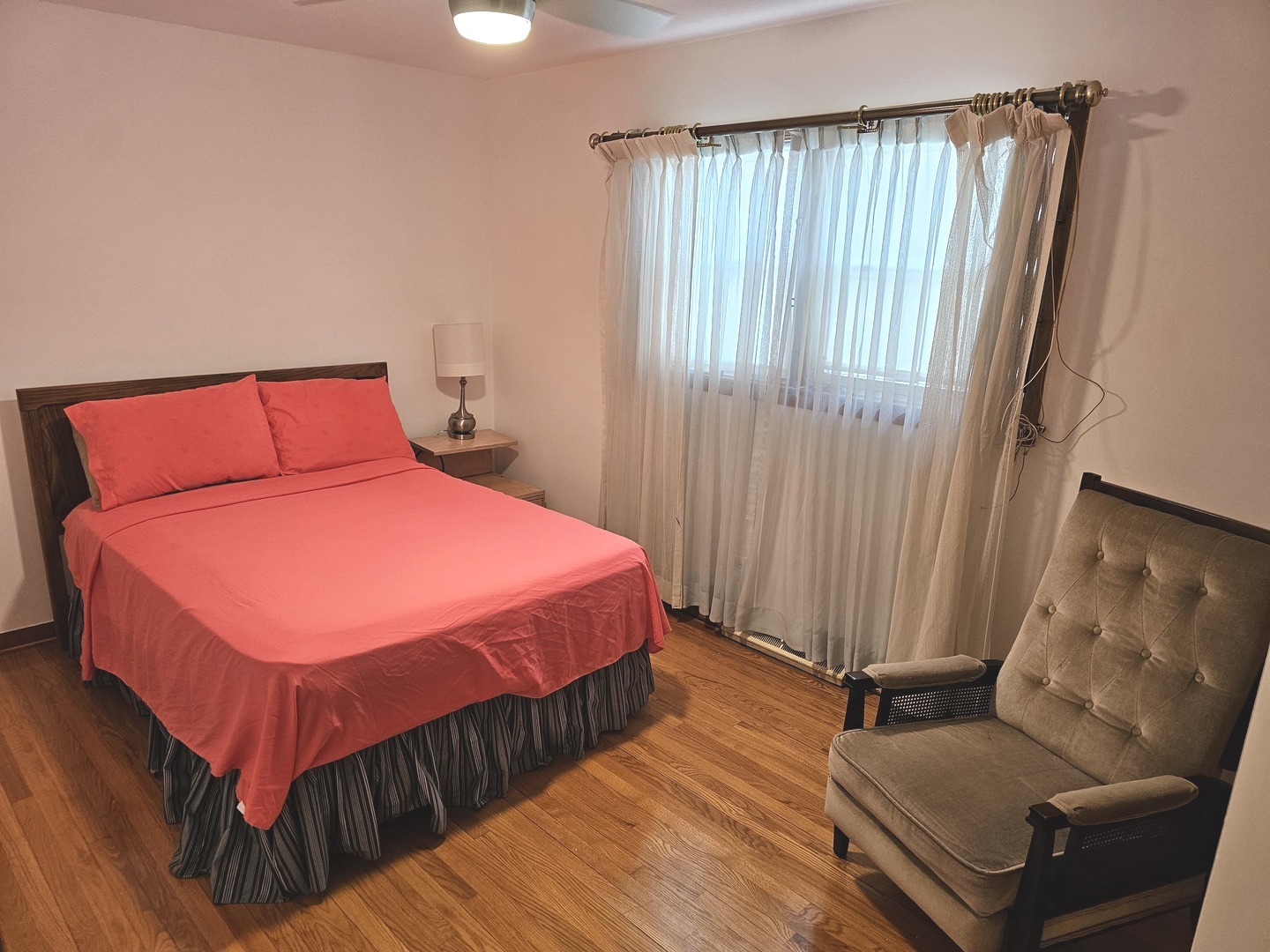 8605 S Calumet Avenue, Chicago, IL 60619