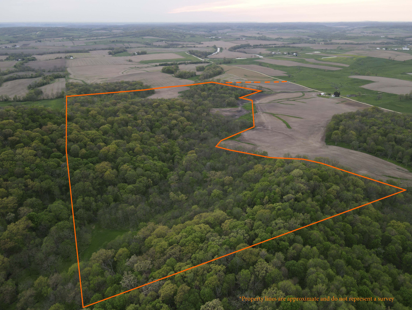 000 W Steele Road, Hanover, IL 61041